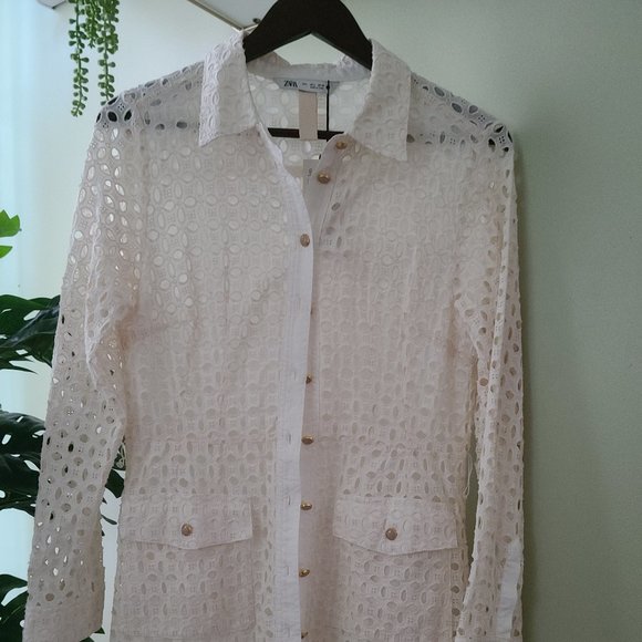 clothes - Picture 1 of 3